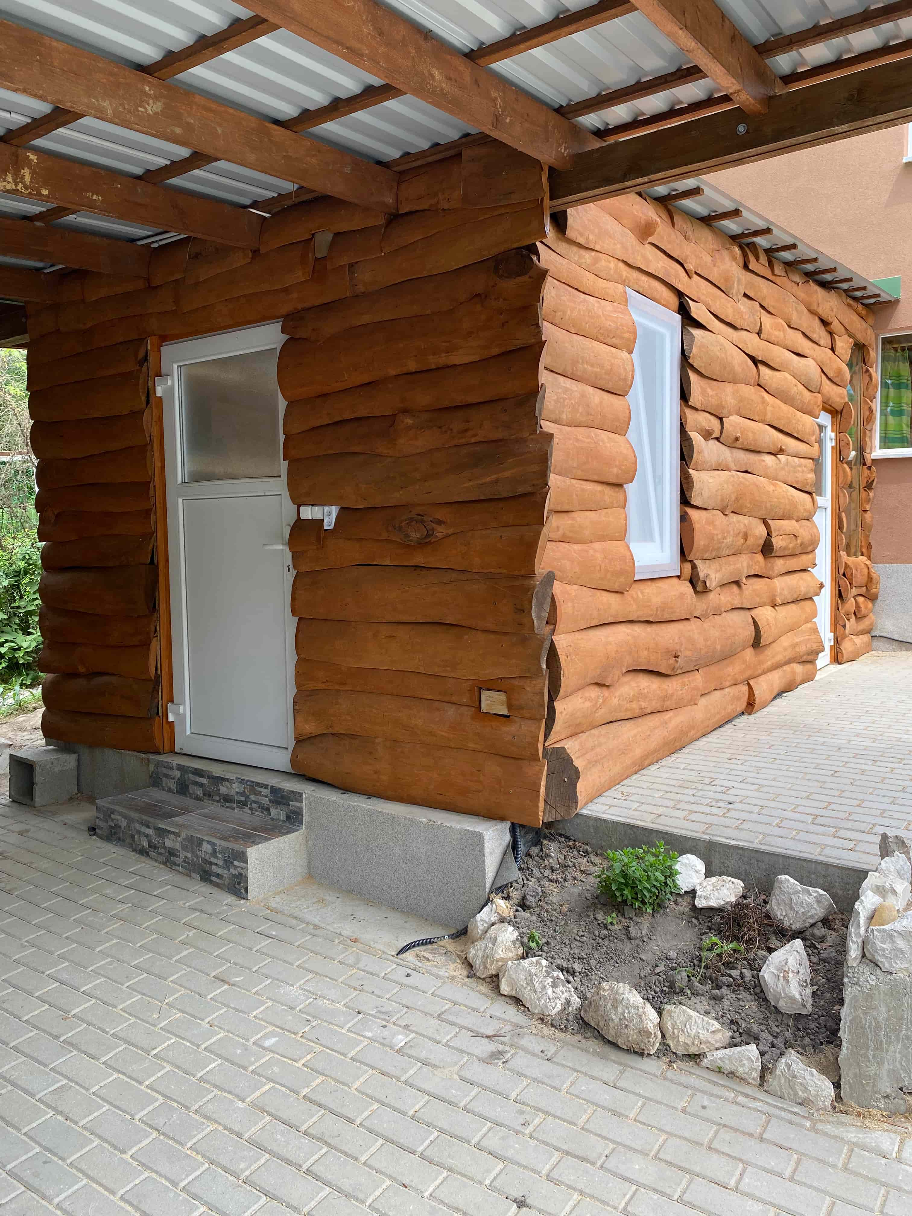 Falburkolat referencia